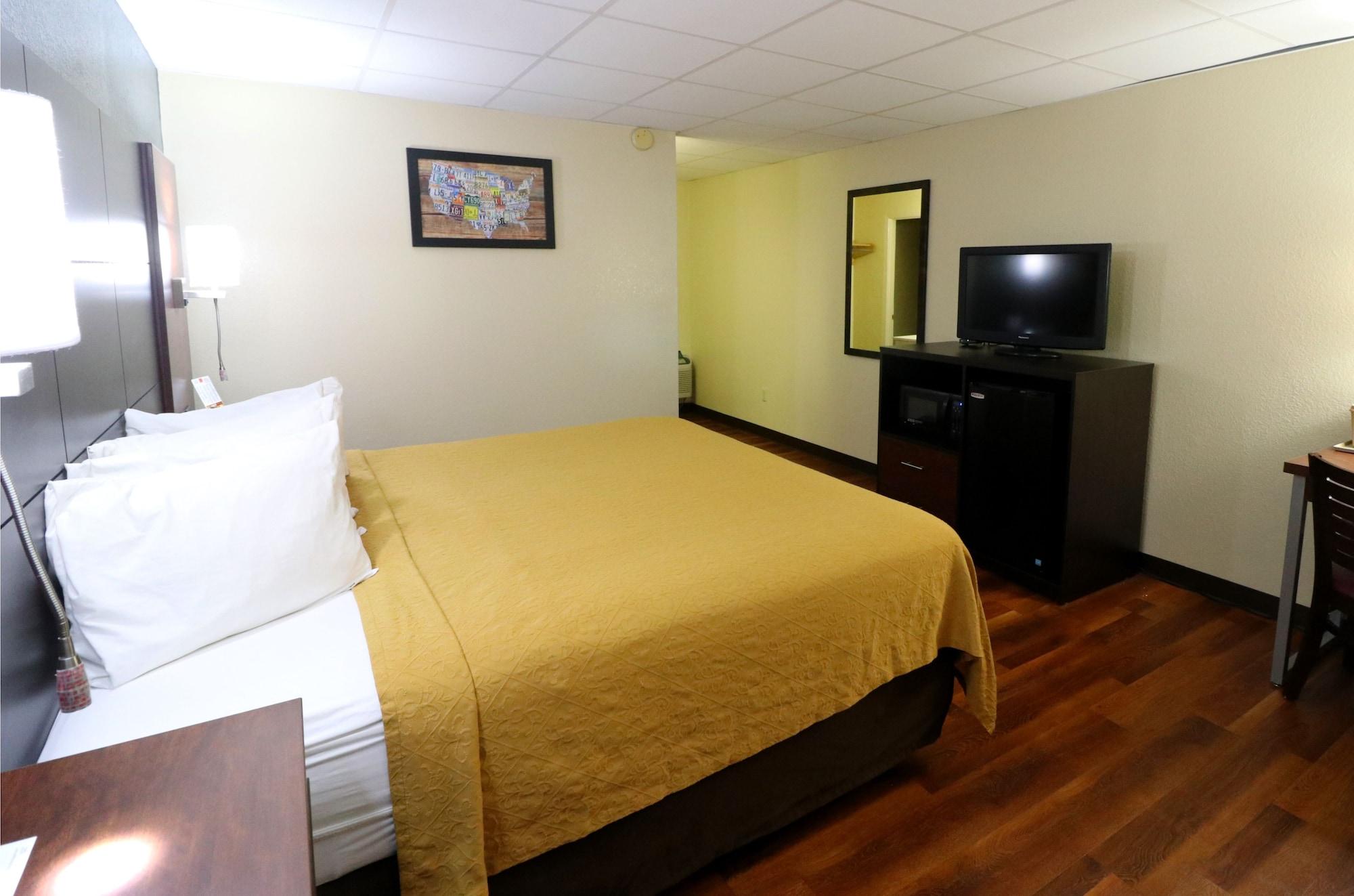Econo Lodge Inn & Suites Gatlinburg At The Convention Center Esterno foto